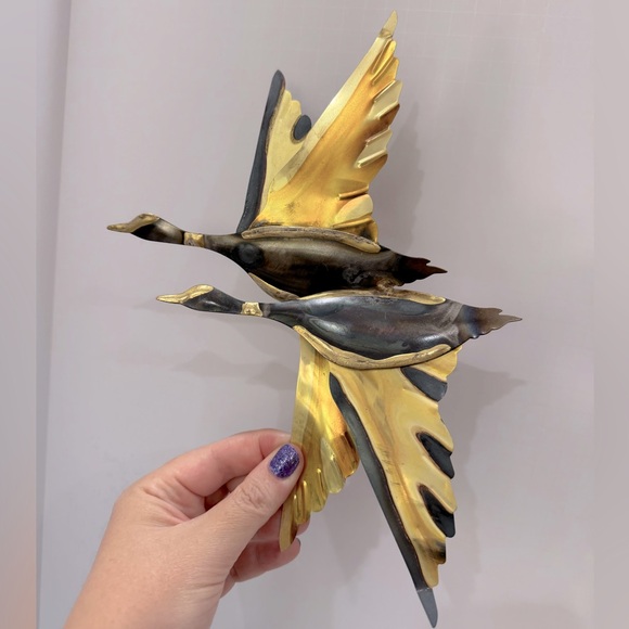 Brass and metal Gold and Black mid century modern Bird Wall Decor Set of three - Picture 4 of 9